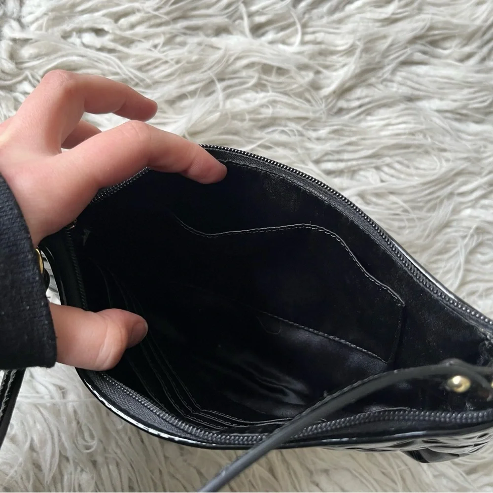 Coach Peyton Monogram Puff Embossed Black Patent Leather Go-Go Wristlet Bag EUC